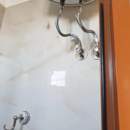 Kujtimi House Ubytování v soukromí *